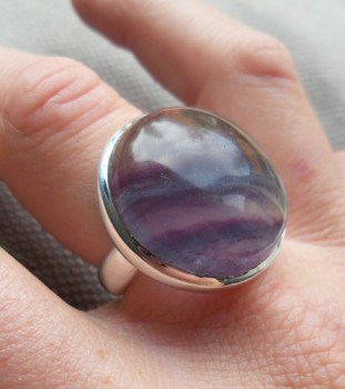 Zilveren ring met grote ronde Fluoriet ring maat 17.7 mm